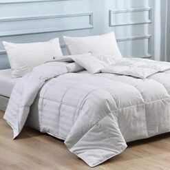 Goose Feather Down Comforter King Size Lightweight Down Comforter White Down Duvet Insert King Down Bedding Comforter With 100% Cotton Shell 500TC Count 106 X 90 Inches -Amazon Shop 412XDEyOvGL