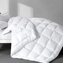 HOMBYS Super Fluffy 120“ X 120” Oversized King Warm Bedding Comforter With 116 Oz Filling, Thick Duvet Insert Down Alternative Comforter With 8 Corner Tabs, Grey 17 HOMBYS Super Fluffy 120“ X 120” Oversized King Warm Bedding Comforter With 116 Oz Filling, Thick Duvet Insert Down Alternative Comforter With 8 Corner Tabs, Grey -Amazon Shop 414vkgMvClL. AC