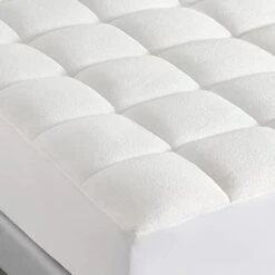 100% Waterproof Mattress Pad Full Size, Quilted Fitted Mattress Protector - Soft Breathable Jacquard Air Fabric - Washable Mattress Cover, Deep Pocket 8"-21", Full -Amazon Shop 41AIqA7V0aL. AC