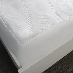 Ealy Mattress Topper, Spot And Stain Protection, Fitted Waterproof Mattress Protector - Queen Mattress Cover