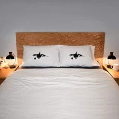 2 X 'Killer Whale' Cotton Pillow Cases (PW00000998)