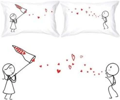 OLDLOFT Catch My Love Couples Pillowcases-His And Hers Gifts For Husband Boyfriend Anniversary Couples Gifts For Wedding Engagement Valentines Wedding Anniversary Dating Long Distance Relationships -Amazon Shop 41XXp ezLtL. AC