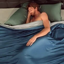 Cooling Comforter King Size,Viscose From Bamboo,Lightweight Summer Blanket For Night Sweats,Cooling & Enjoying Sleeping, 106x90 Inches Blue Grey