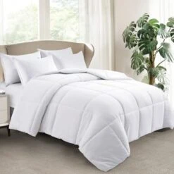 Puredown Lightweight Down Alternative Comforter Full/Queen Size, All Season Cooling Duvet Insert With Corner Loop Ties, Bedding Comforter, 90"x90"