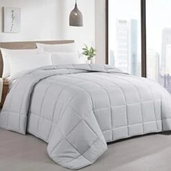 Oversized King Comforter 120x120 Lightweight Down Alternative Comforter For All Season,White Quilted Duvet Insert With 8 Corner Tabs Microfiber Comforter (White, Oversized King120 X120) -Amazon Shop 41jj4XQHHGL. AC