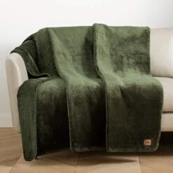 Ugg 11063 Whitecap Plush Flannel Oversized Reversible Fleece Throw Blanket Lightweight Comfortable Cozy Hotel Style Home Decor Soft Luxurious Blanket For Living Or Bed Room, 70 X 50-Inch, Denim -Amazon Shop 41k5eVszCL. AC