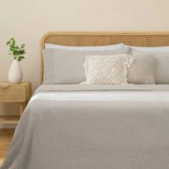 Inen Queen Sheet Set, Prewashed 100% French Linen Bed Sheet, Breathable And Durable, 15" Deep Pocket Fitted Sheet, Flat Sheet And 2 Pillowcase, Pink Flax Bedding Set (Set Of 4) -Amazon Shop 41z1c7wkYSL. AC 1