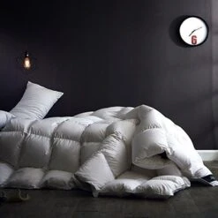 Fusion Goose Down Comforter King Size Fluffy Lightweight All Season Duvet Insert,650 Fill Power, 100% Cotton Shell With Corner Tabs, Grey… -Amazon Shop 5172DVg8cwL. AC 1