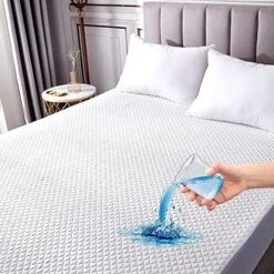 Waterproof Mattress Protector: Noiseless Mattress Pad Cover - 3D Bamboo Air Fabric Ultra Soft Breathable Mattress Topper 8"-21" Quilted Fitted Topper Cover Deep Pocket Dust-Proof Cooling -Amazon Shop 519m2qqWyL. AC
