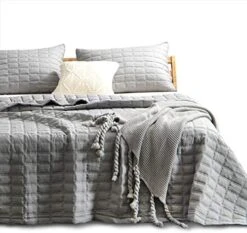 Quilt-Bedding-Coverlet-Blanket-Set, Machine Washable, Ultra Soft, Lightweight, Stone-Washed, Detailed Stitching-Solid Color, King + 2 Shams, Grey Blue -Amazon Shop 51N4C9VYVEL. AC 1