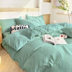 Nanko Seersucker King Comforter Set Black 3 PC All Season Reversible Down Alternative Quilted Duvet Insert, Microfiber Filling, Luxury Hotel Quality Bedding Sets In A Bag, Size 90 X 104 Inch -Amazon Shop 51TX oioFLL. AC