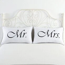 2PCS Mr And Mrs Pillow Cases,His And Hers Couples Pillowcases, Romantic Anniversary V-Day Christmas Wedding Gifts For The Couple,His And Hers Gifts For Him For Her