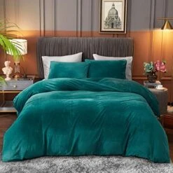 Velvet Duvet Cover Queen Set Sage Green Velvet Duvet Cover Queen Velvet Comforter Cover 3Pcs Ultra Soft Duvet Cover Breathable Solid Luxury Flannel Velour Duvet Cover Zipper Closure Corner Tie -Amazon Shop 51xcZbpDZNL. AC